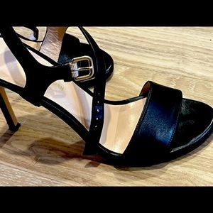 Hardly worn, Stuart Weitzmen size 9 heeled sandals